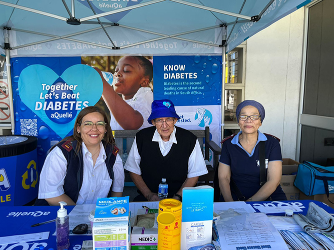 DSA Nurses & Aquelle Diabetes Awareness with a gentleman screened at Makro Cape Town